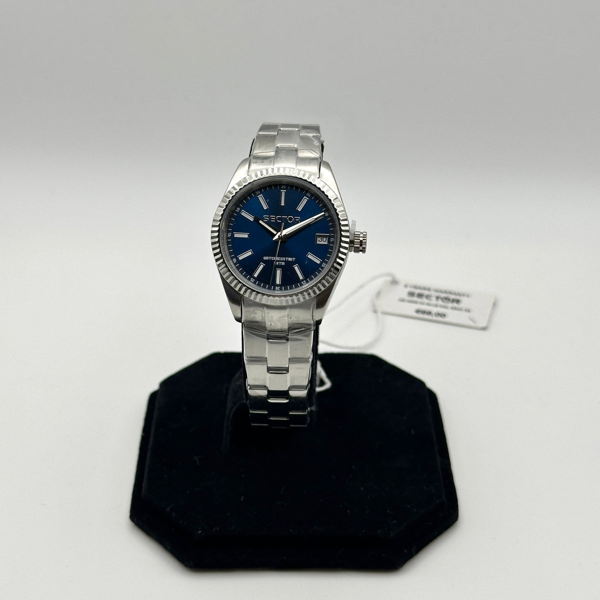 Sector R3253579517 Donna
