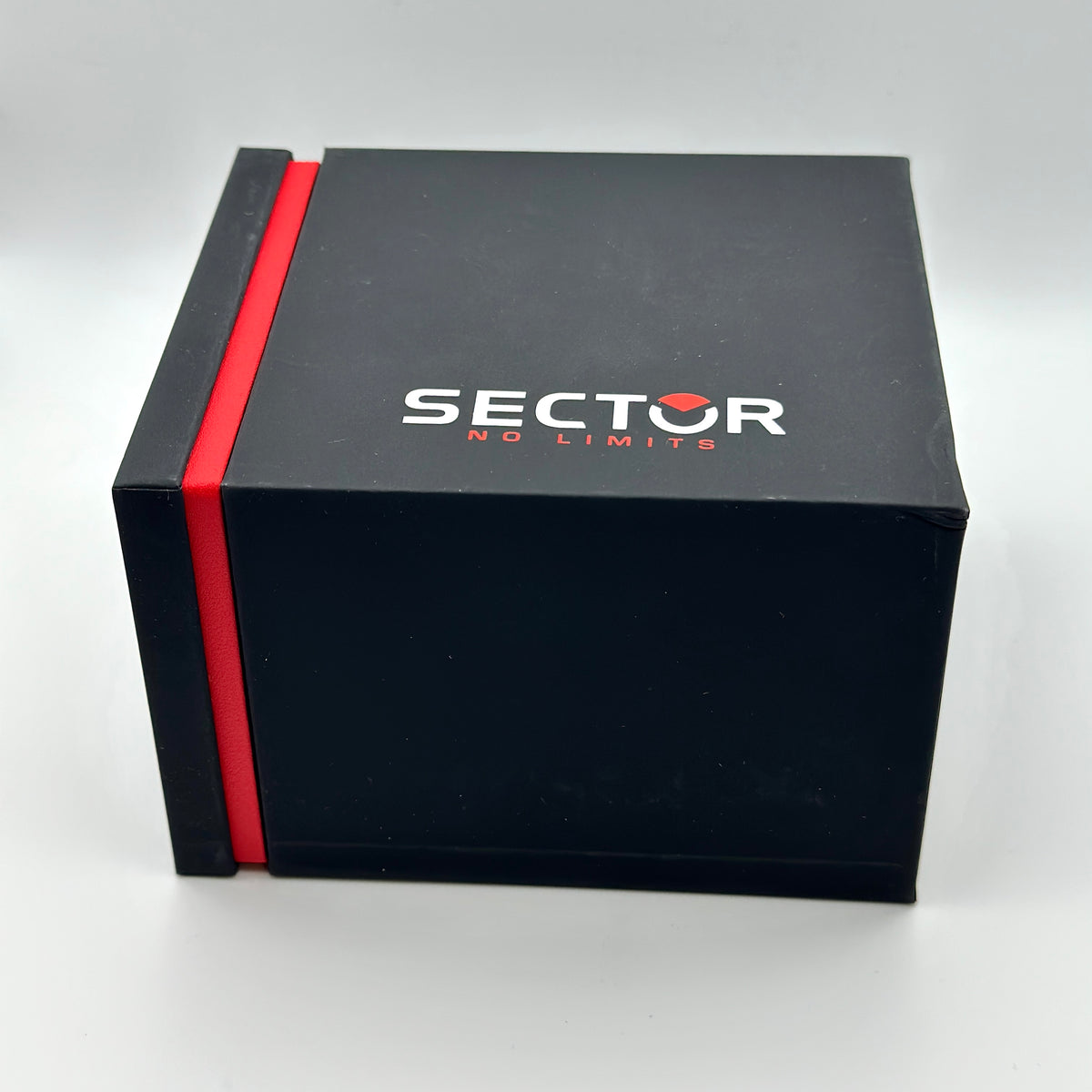 Sector R3253579517 Donna